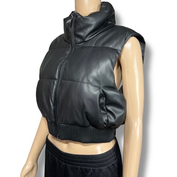 Ci Sono by Cavalini Womens Faux Leather Puffer Vest Sherpa Lined Crop Black Med - Picture 6 of 12